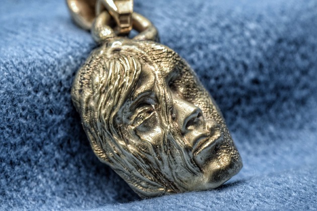 Pustynne piaski - wisiorek zbrązu z satynowo-błyszczącym wykończeniem