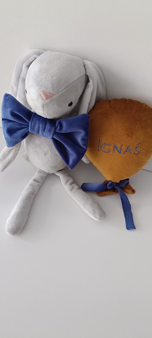 Mały króliczek - maskotka, przytulanka personalizowana