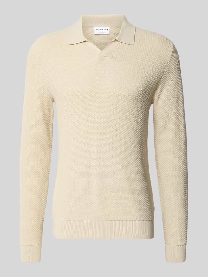 Sweter z dzianiny z fakturowanym wzorem i wykładanym kołnierzem