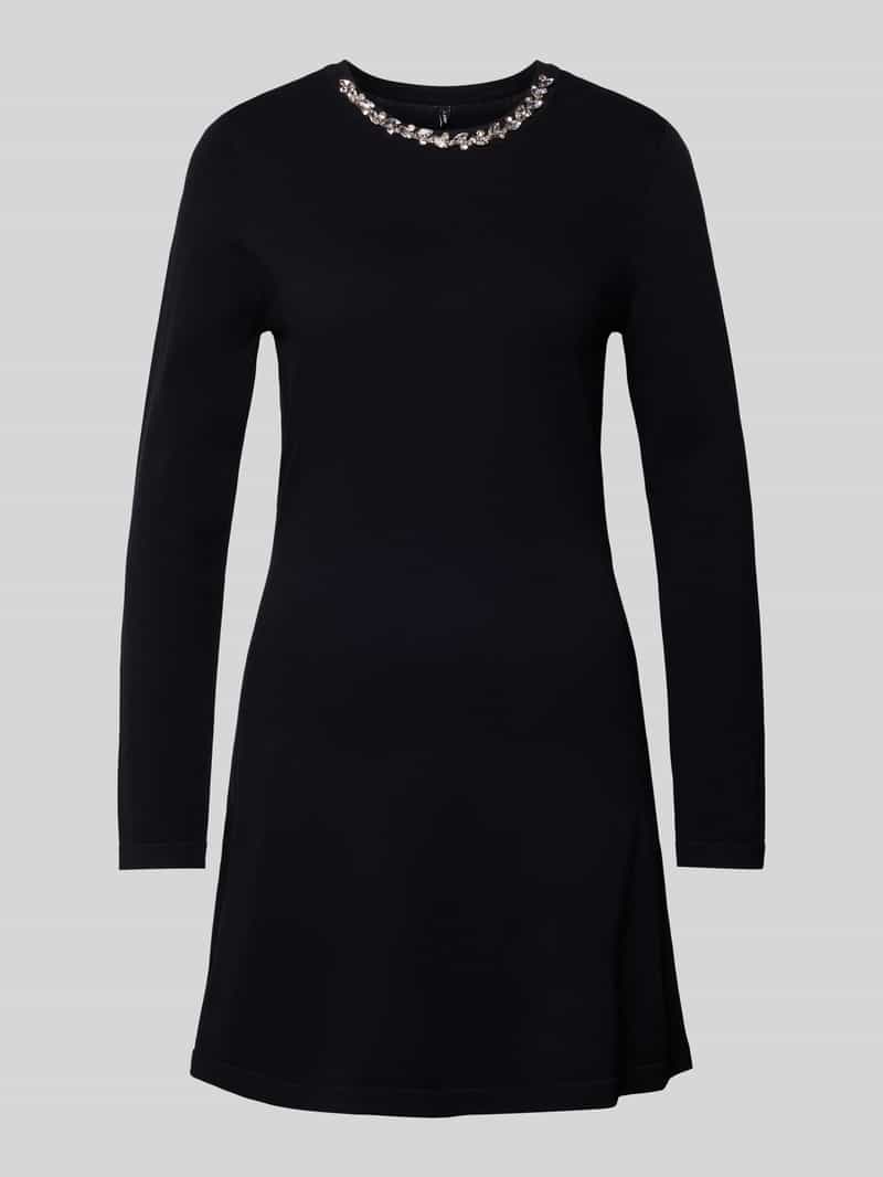 Sukienka taliowana z dzianiny z mieszanki wiskozy model ‘MILLA’