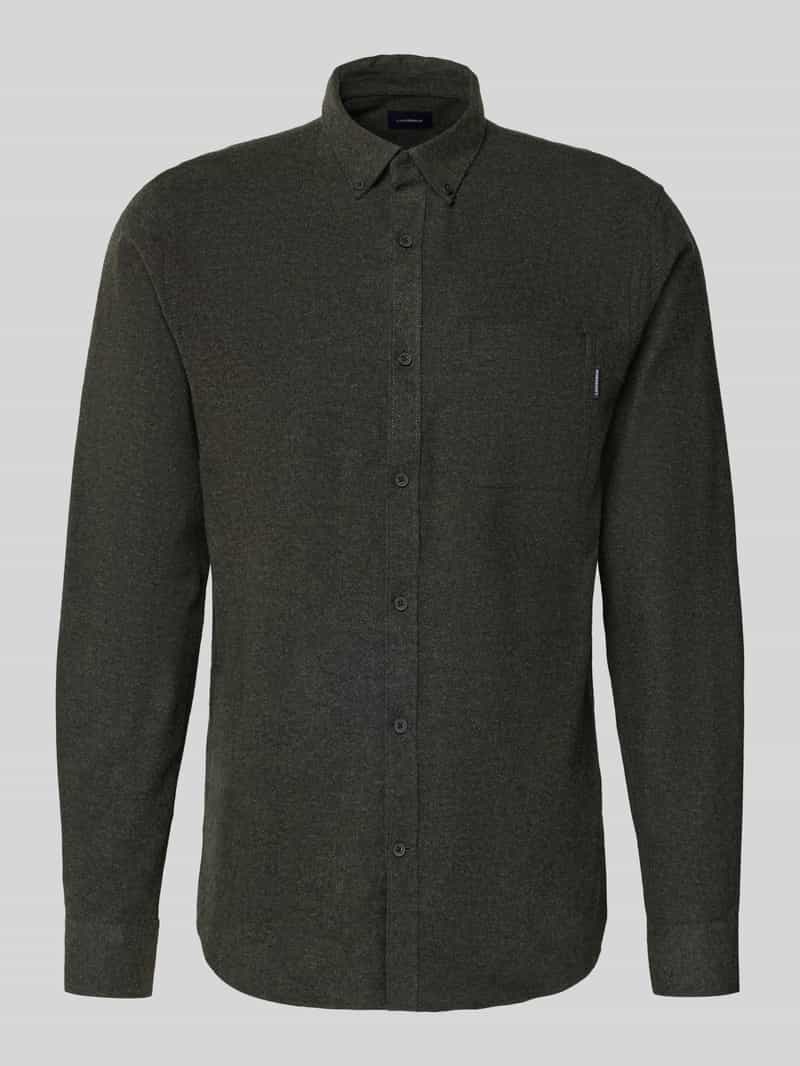 Koszula casualowa o kroju slim fit z kieszenią na piersi model ‘Brushed’