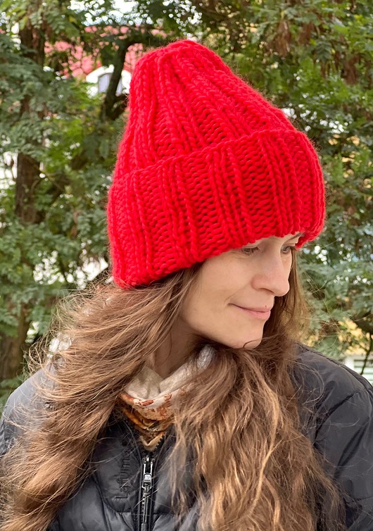 Zimowa wełniana czapka Buran 100% wełna z Peru karminowy czerwony