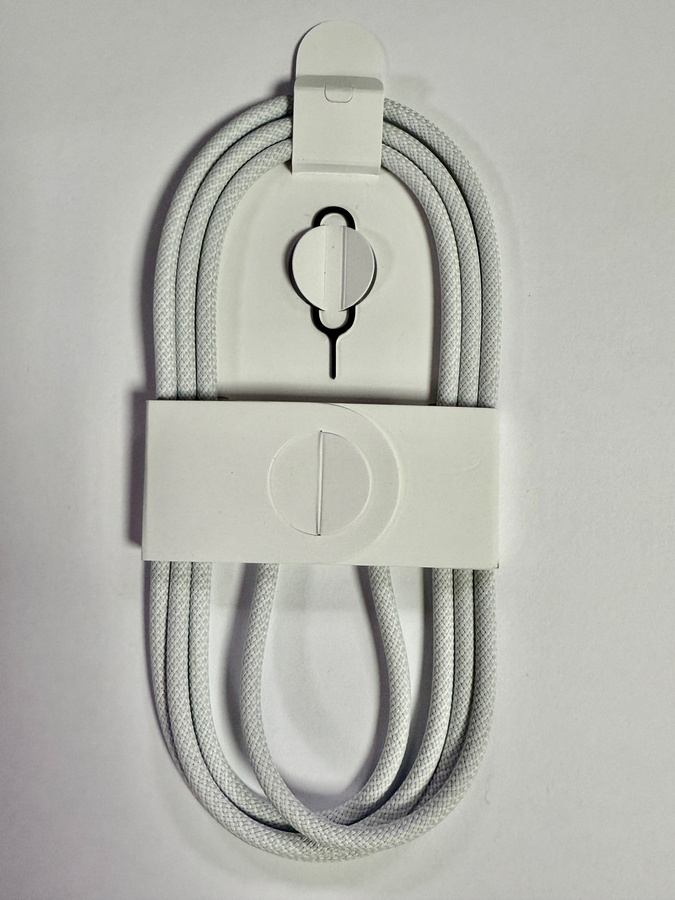 APPLE A2795 MW493ZM/A KABEL W OPLOCIE USB-C DO USB-C 60W 1M BIAŁY BULK Z KLUCZYKIEM SIM