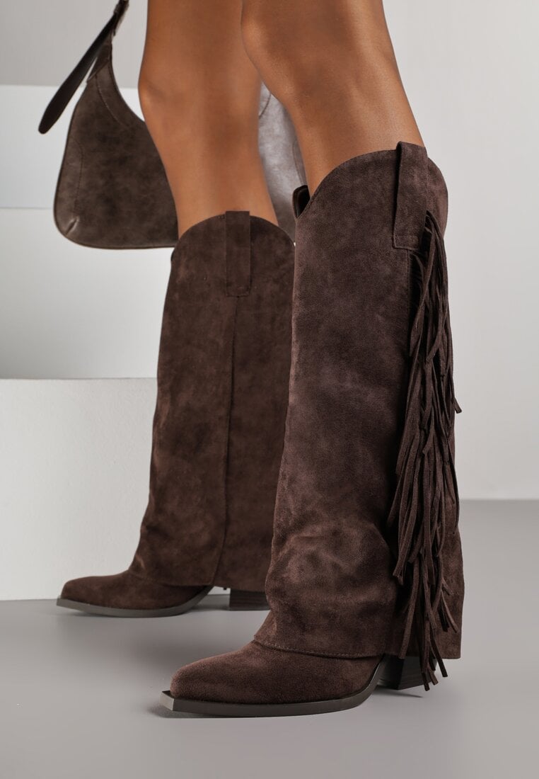 Ciemnobrązowe Kozaki Kowbojki na Obcasie z Wywiniętą Cholewką z Frędzlami Monasatia