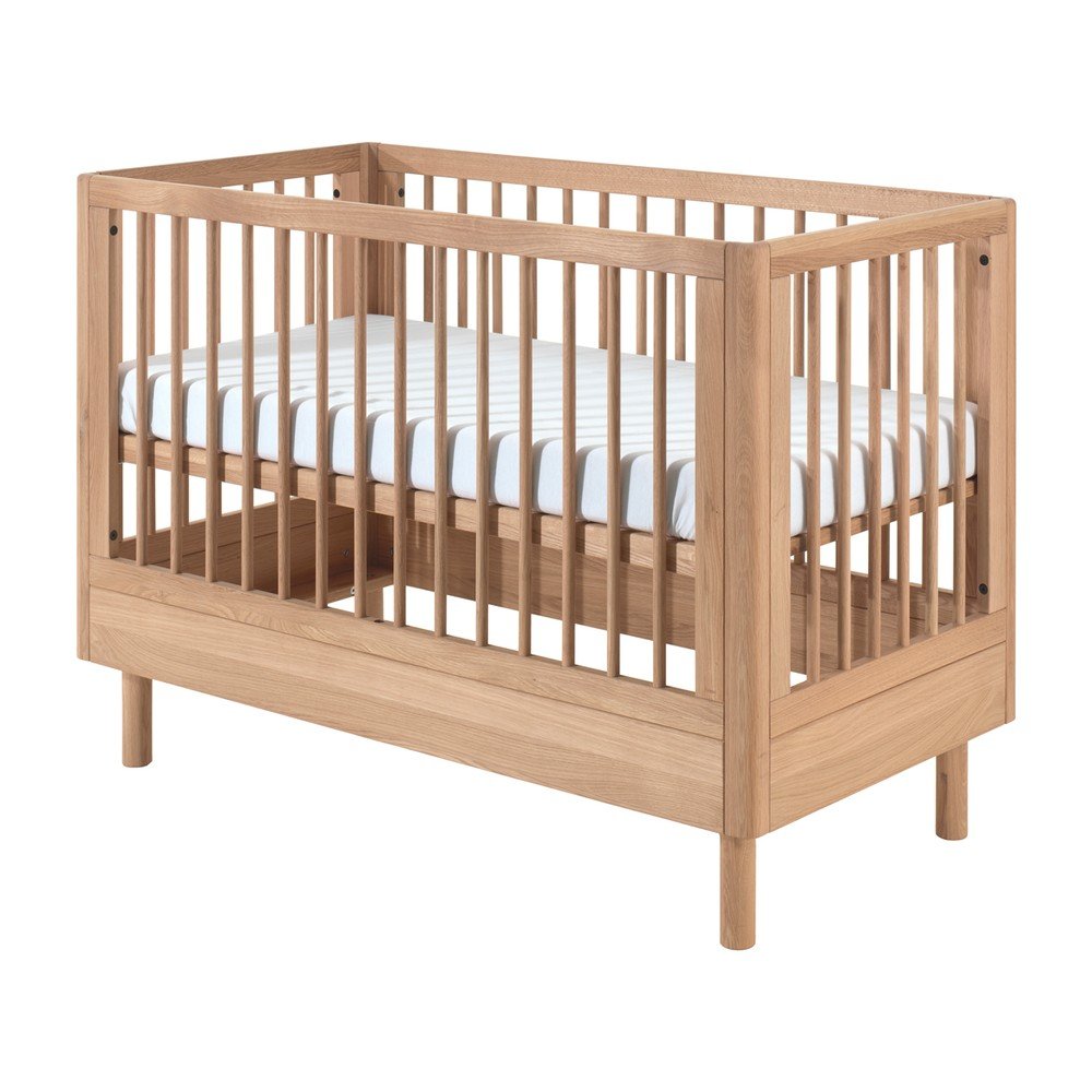 Łóżeczko z litego drewna dębowego z regulowaną wysokością 60x120 cm w naturalnym kolorze Forrest – Vipack