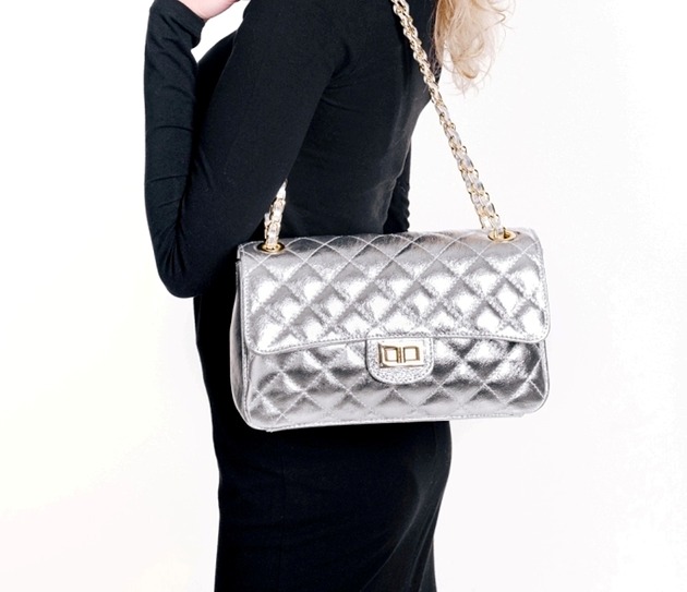 Torebka skórzana pikowana - (6936)