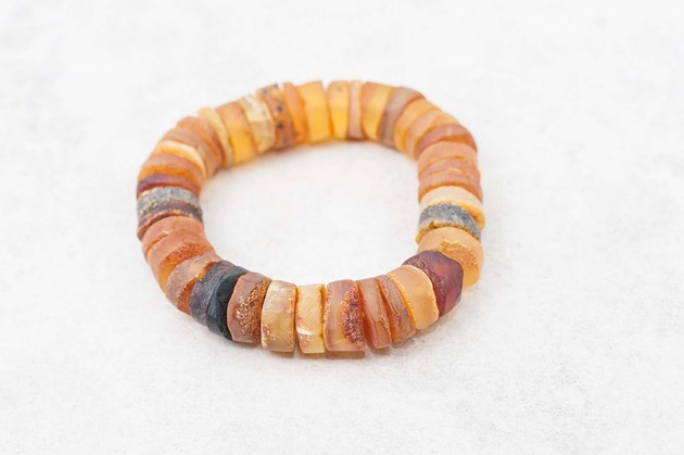 Bransoletka z bursztynu bałtyckiego - bransoletka talarkowa