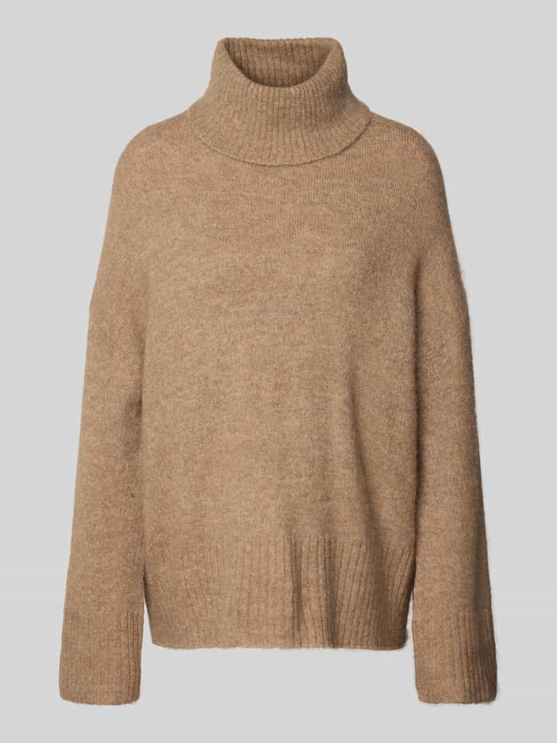 Sweter z dzianiny o kroju oversized z golfem