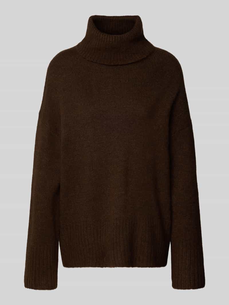 Sweter z dzianiny o kroju oversized z golfem
