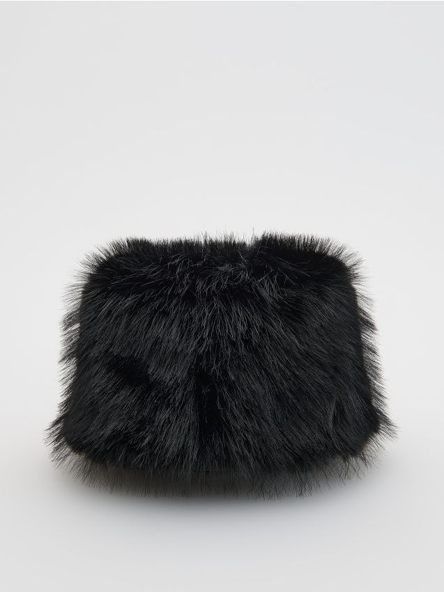 Reserved - Czapka ze sztucznego futerka - czarny