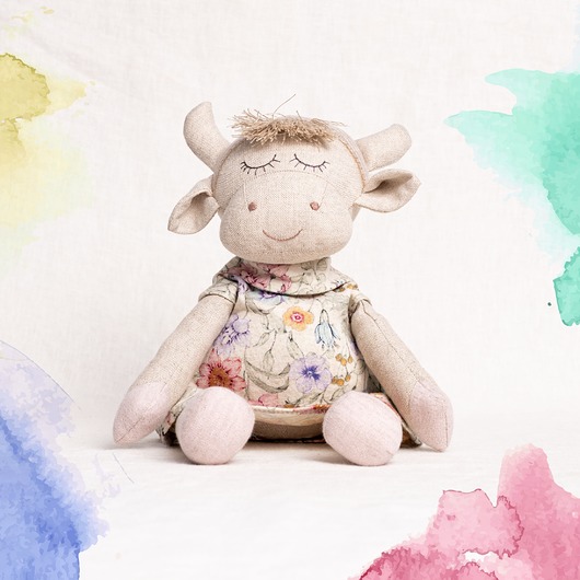 Krówka Alicja Lniana lalka w kwiecistej sukience L