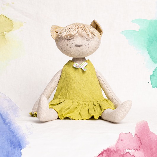 Kotek Pola Lniana lalka w sukience i sweterku L