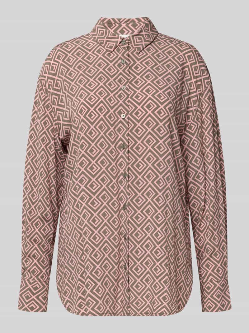 Bluzka o kroju regular fit z wiskozy z graficznym wzorem