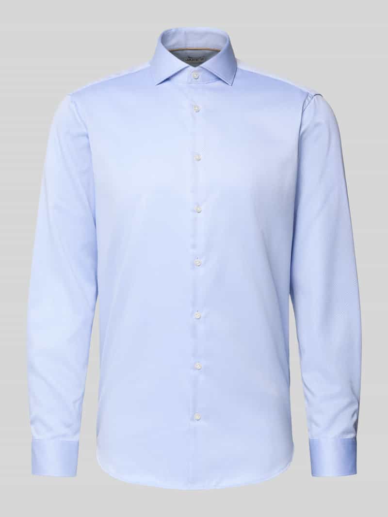 Koszula biznesowa o kroju regular fit z kołnierzykiem typu cutaway