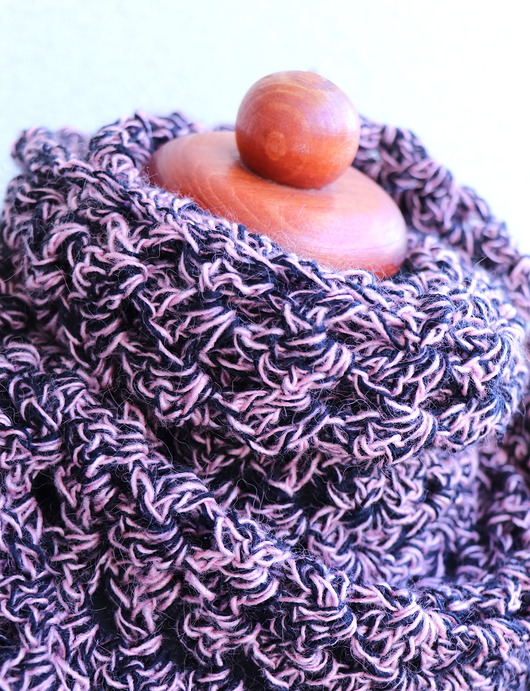 Chusta apaszka dwukolorowa na szydełku Viola