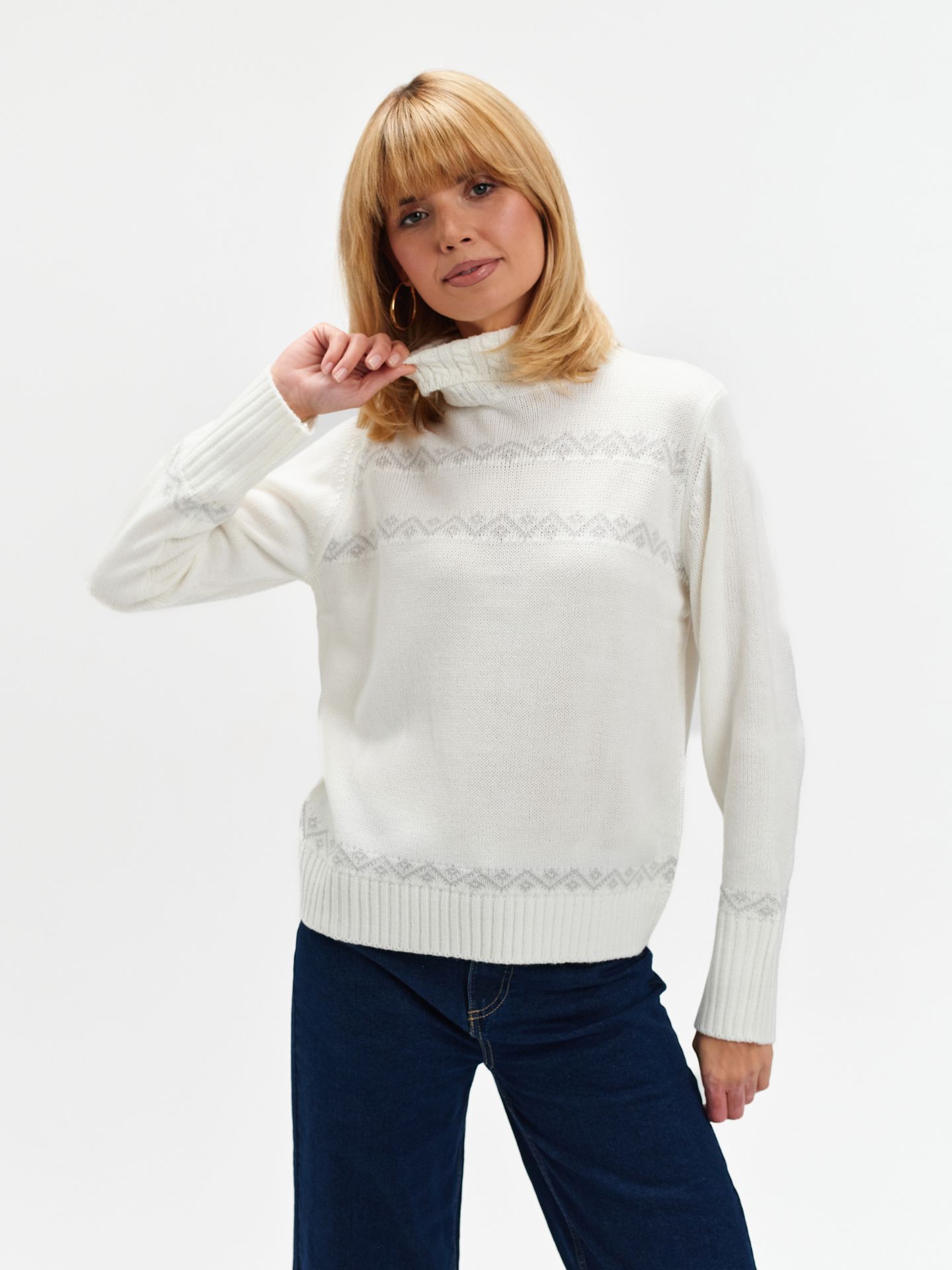 Miękki sweter z golfem