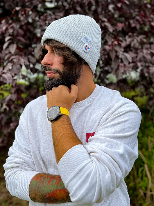 Męska czapka beanie z bawełny logo kolorowe Jasny szary