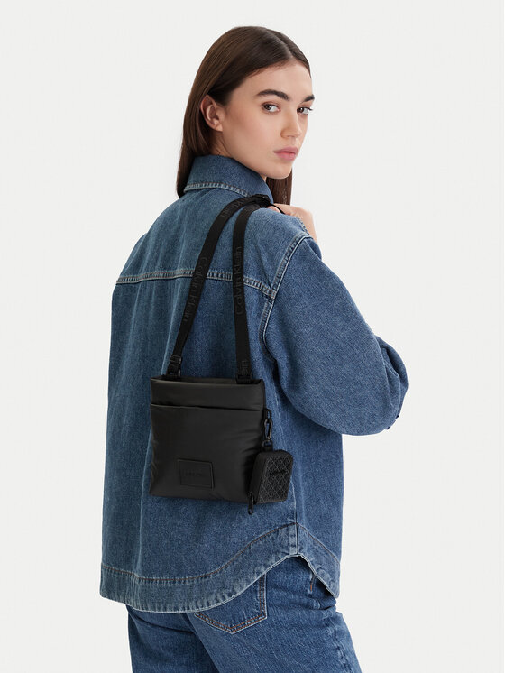 Calvin Klein Saszetka Puffer Utility Flatpack LV04D3224G Czarny