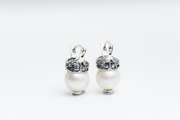 Srebrne Kolczyki z Perłami w Stylu Vintage