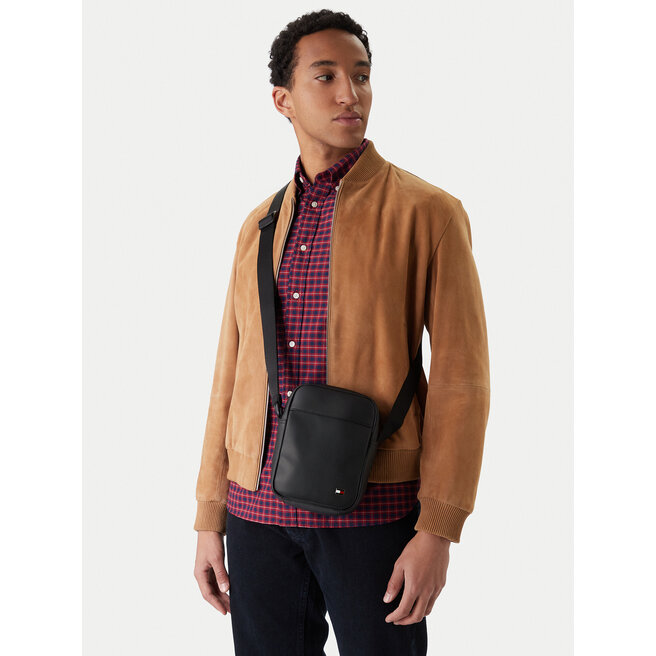 Saszetka Tommy Hilfiger Th Flag Mini Reporter AM0AM14015 Czarny