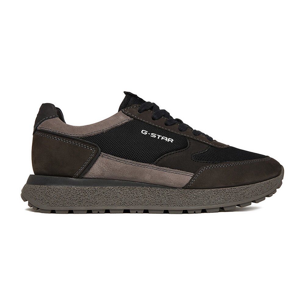Sneakersy