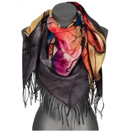 Chusta damska przejściowa jesienno zimowa na prezent z frędzlami RCC25-5 czarna