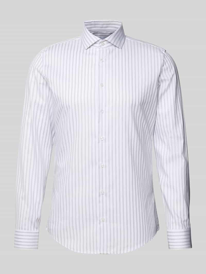 Koszula biznesowa o kroju slim fit z bawełny z kołnierzykiem typu kent