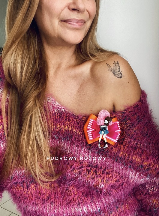 Unikatowa Broszka z Lalką NOWOŚĆ