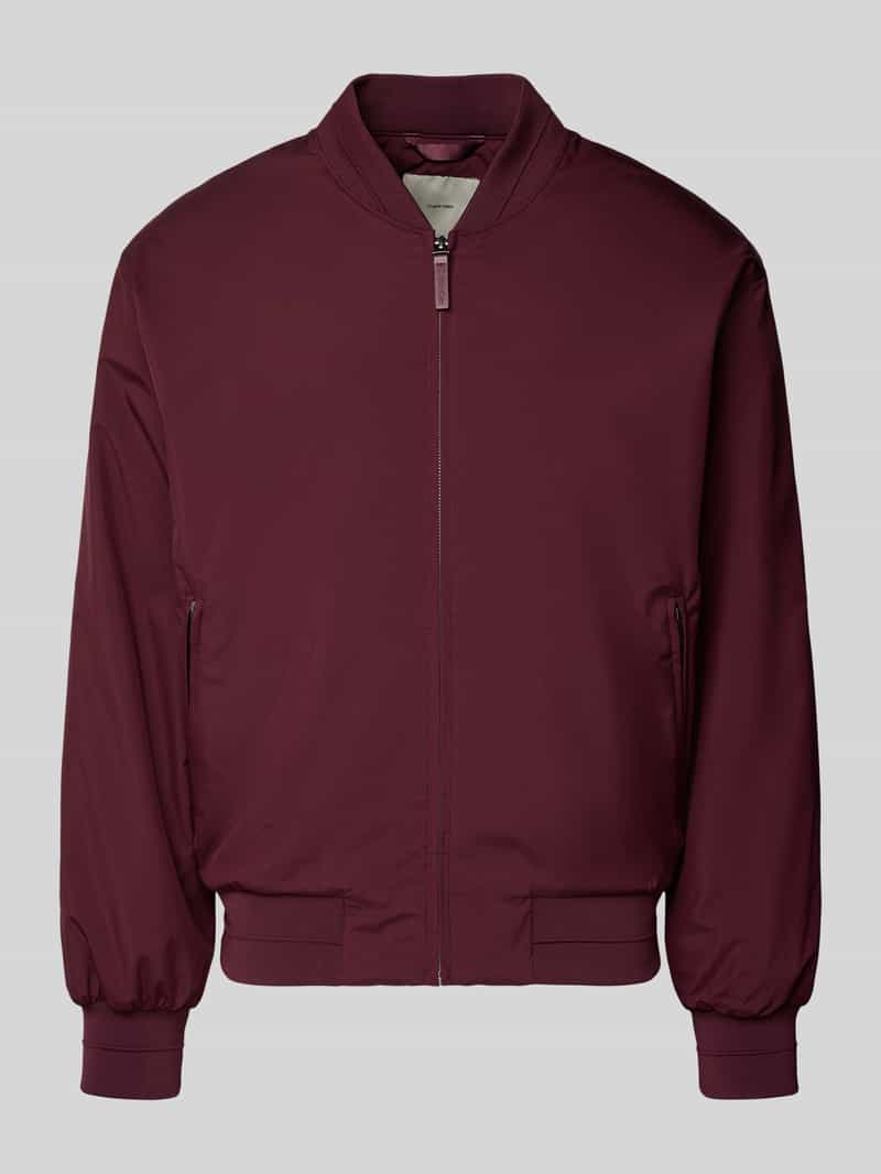 Bomberka z kieszeniami zapinanymi na zamek błyskawiczny