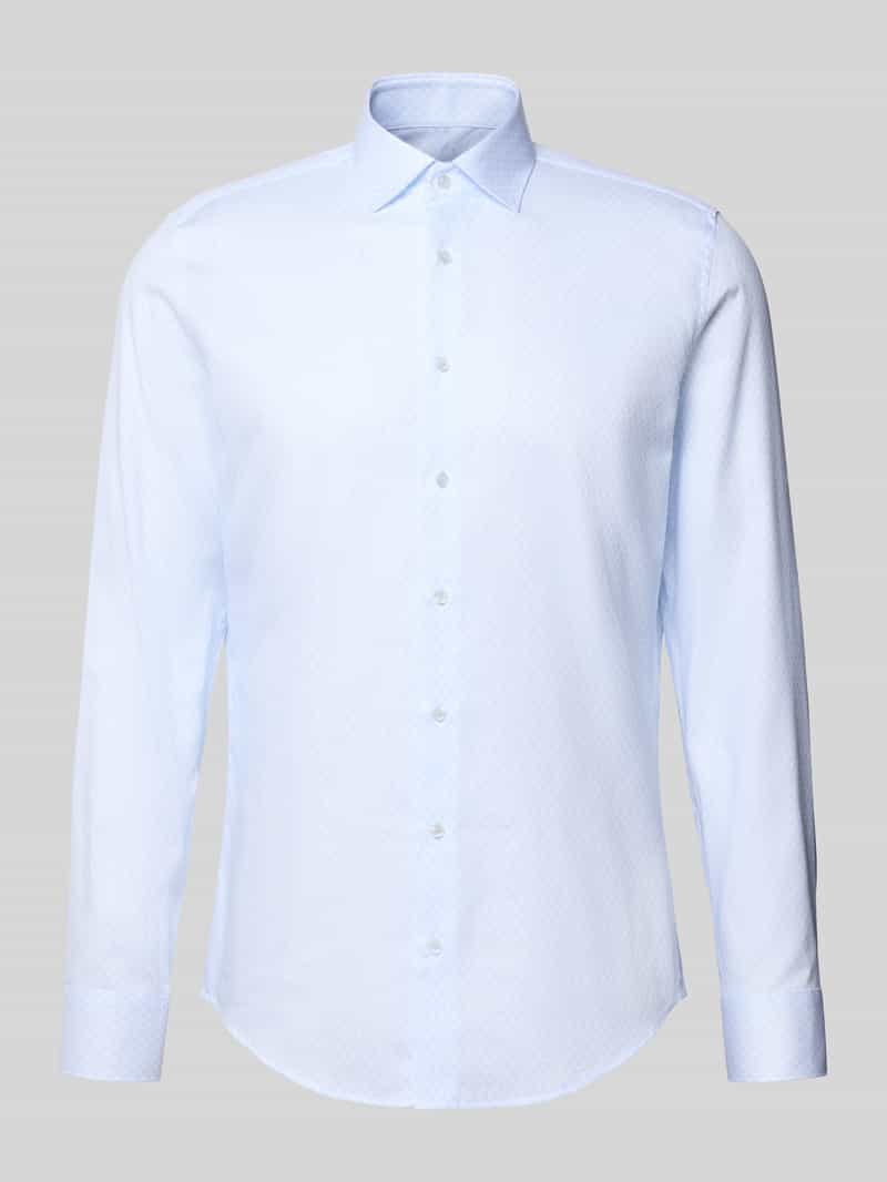 Koszula biznesowa o kroju slim fit z bawełny z kołnierzykiem typu kent