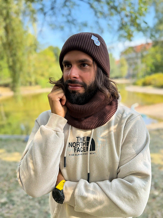 Męska czapka beanie z bawełny logo kolorowe Brąz