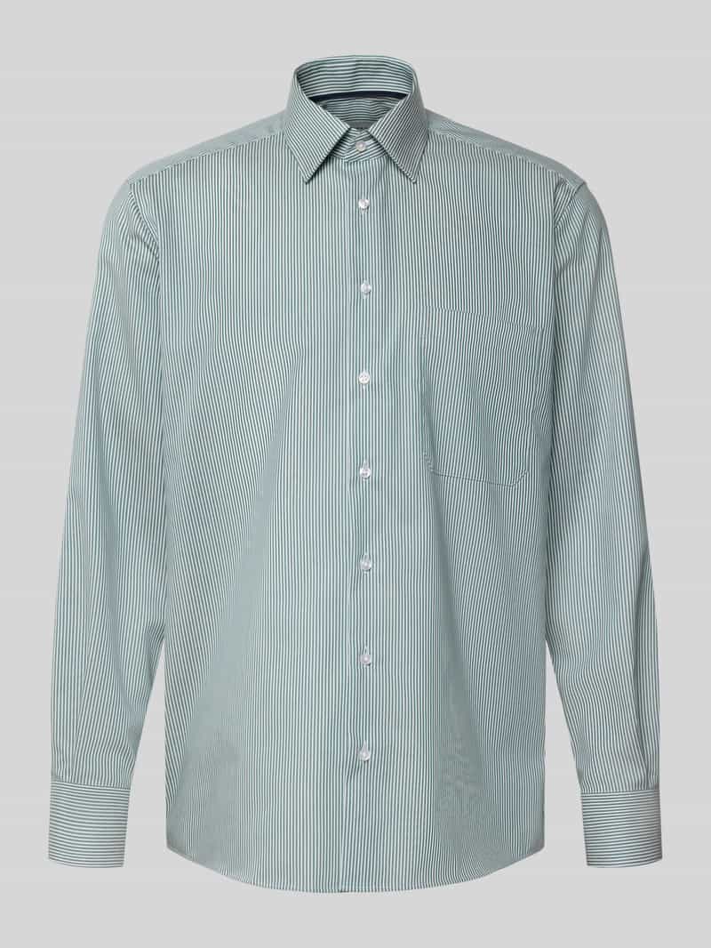 Koszula biznesowa o kroju comfort fit z bawełny z kołnierzykiem typu kent