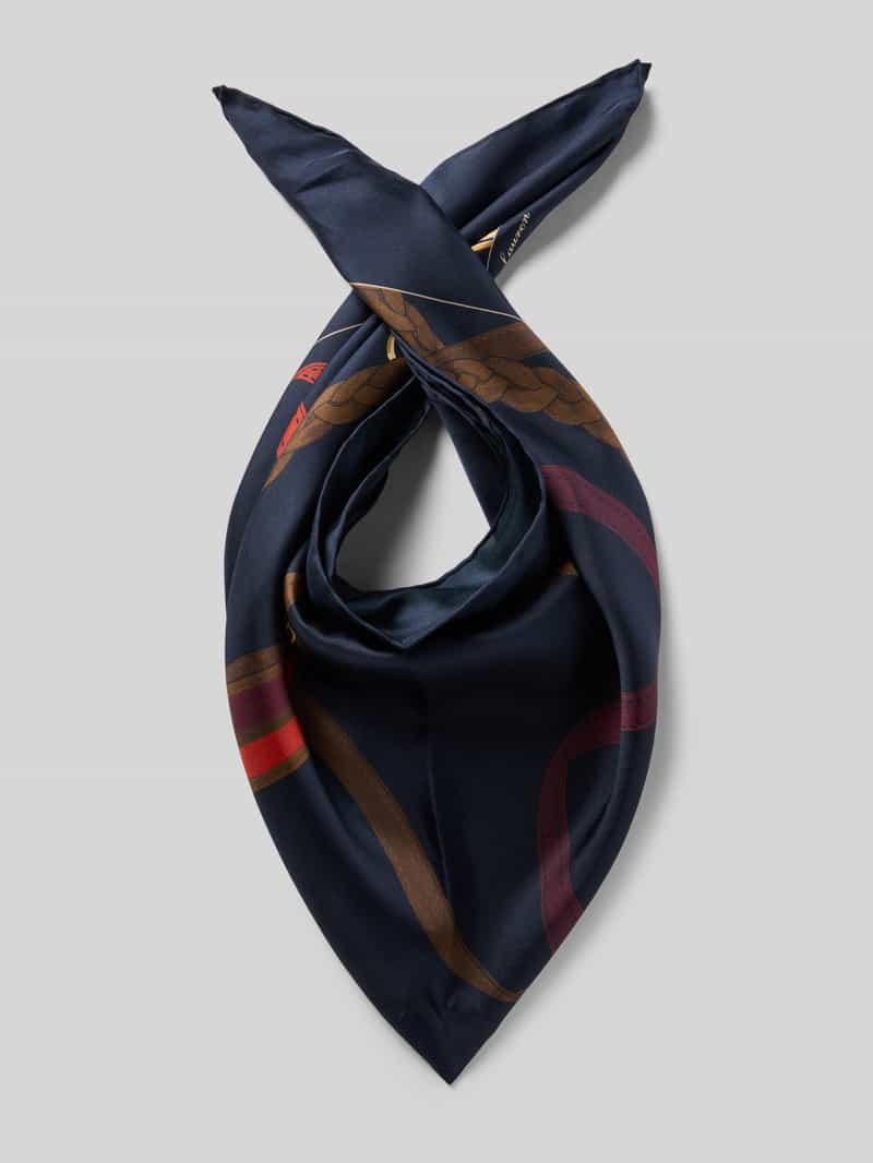 Szal jedwabny z obszytymi brzegami