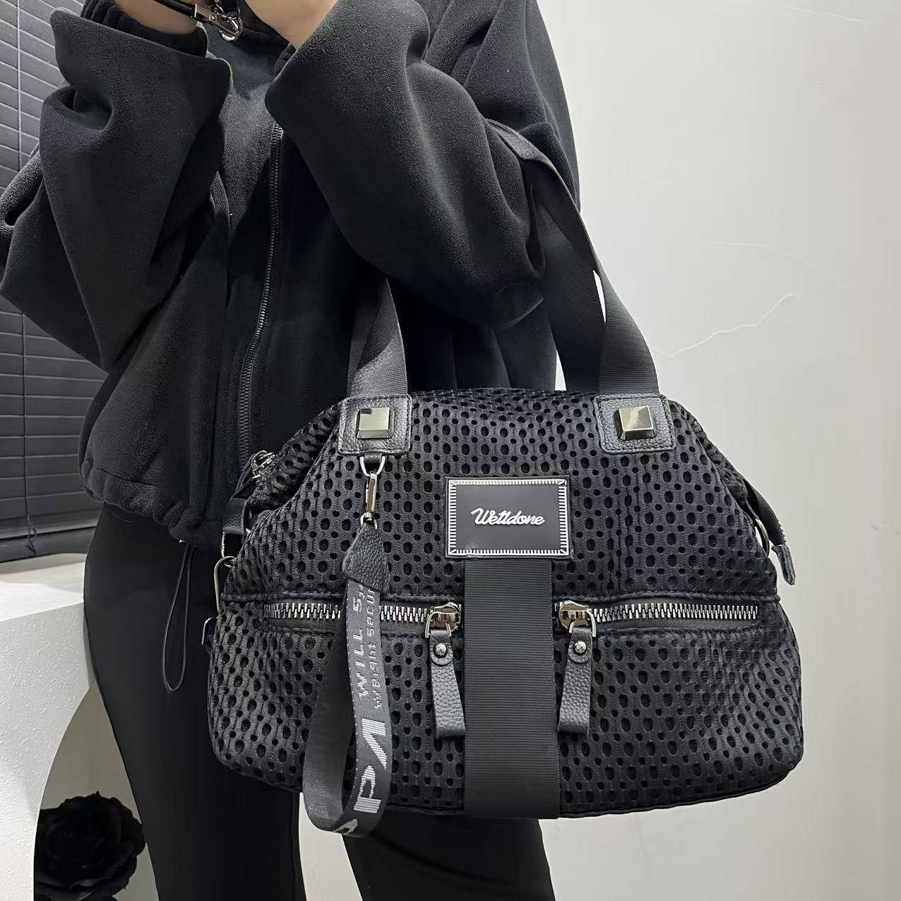 TEMU Stylowa czarna torba nylonowa dla kobiet z wieloma kieszeniami - panel siatkowy, zamknięcie na zamek błyskawiczny, odłączany pasek na ramię,