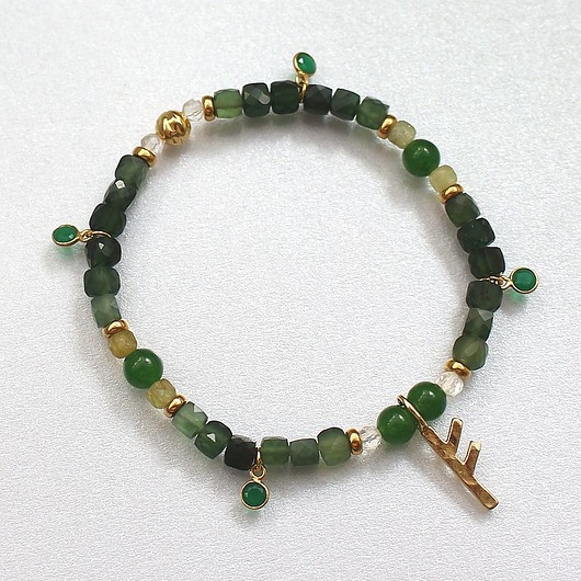 Dobrostan - tsaworyt, cytryn, jadeit, pozłacana runa Fehu