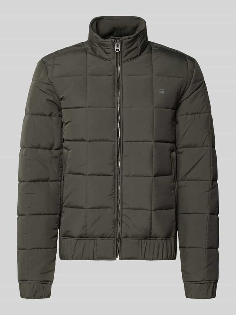 Kurtka pikowana z zamkiem błyskawicznym