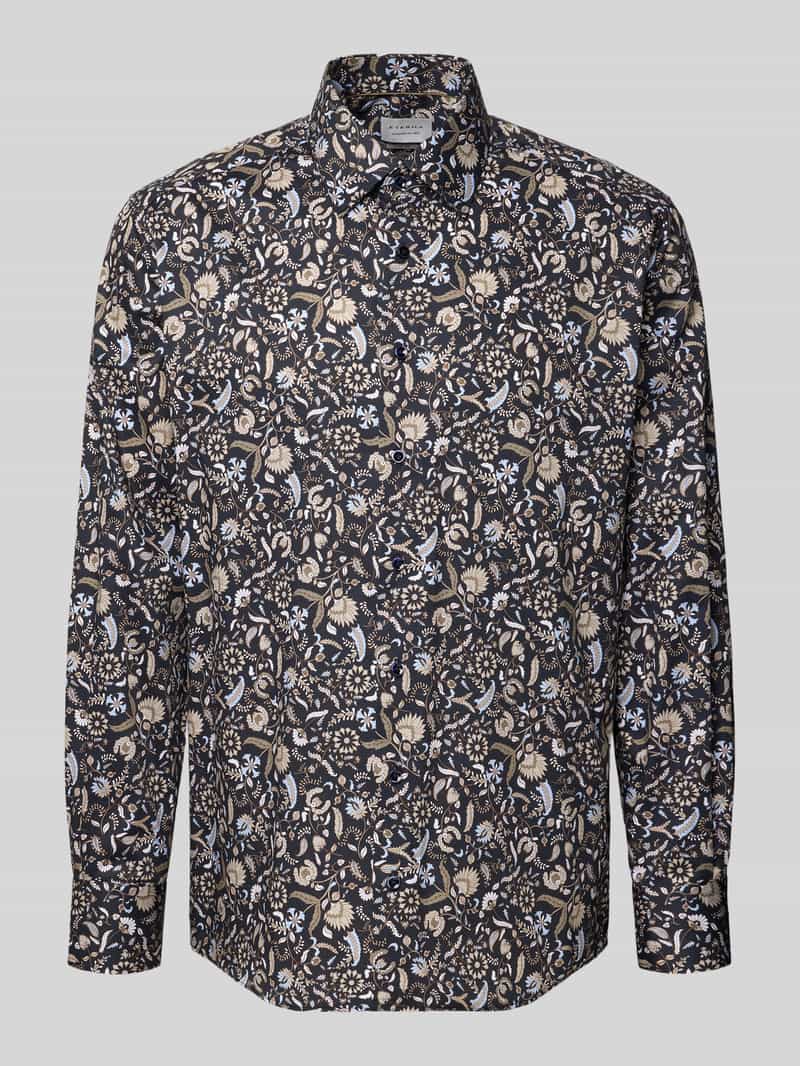 Koszula biznesowa o kroju comfort fit z bawełny z kołnierzykiem typu kent