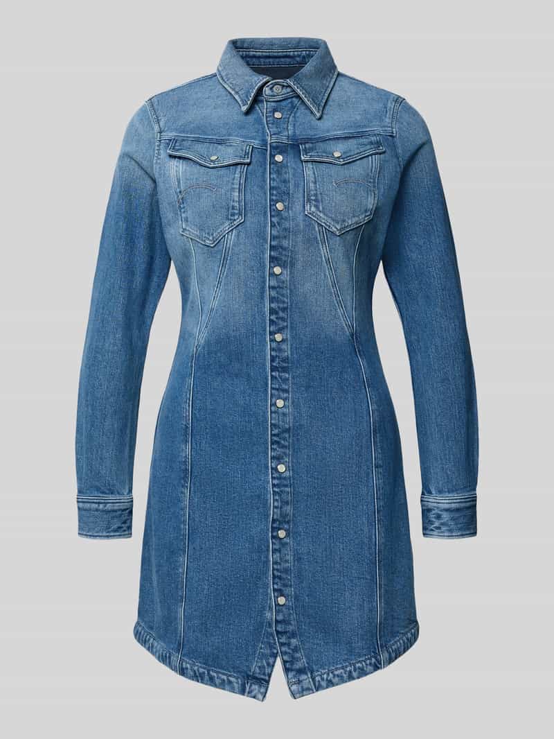 Sukienka jeansowa z kołnierzykiem koszulowym i kieszeniami na piersi