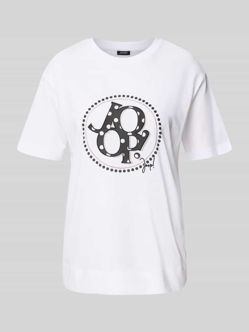 T-shirt z obszyciem z ozdobnych kamieni model ‘Tammi’