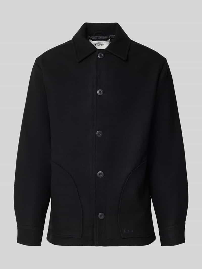 Kurtka z wykładanym kołnierzem i listwą guzikową model ‘CAVE’