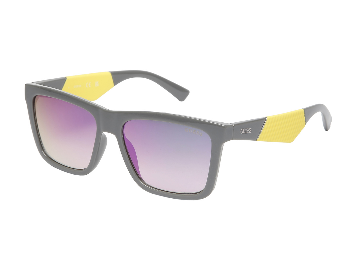 Okulary GUESS GO00067-5620C. Okulary przeciwsłoneczne, Kolor szary. Mężczyzna.