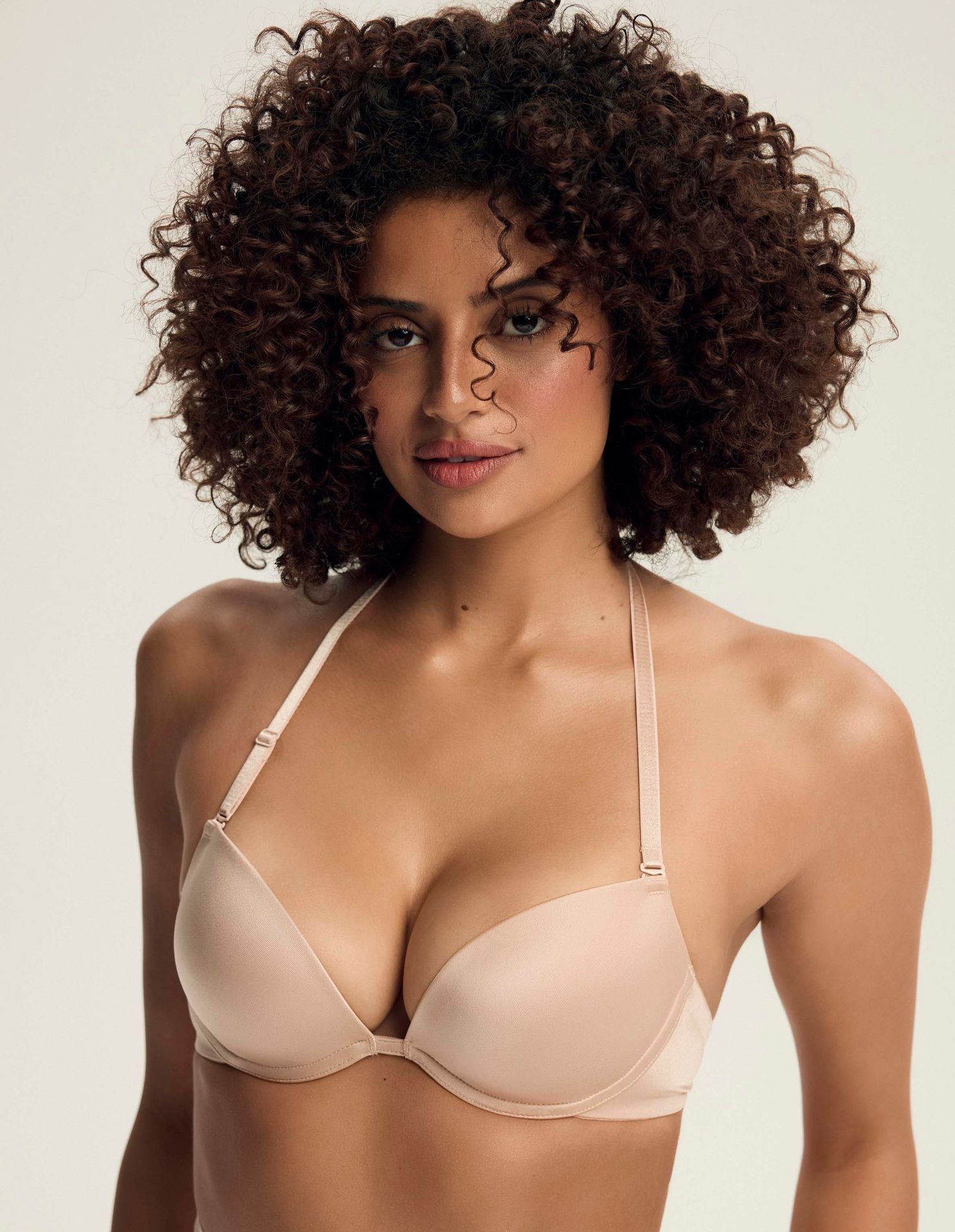 Esotiq Shapewear Silky - Biustonosz modelujący Push-Up, Beżowy Wariant/Rozmiar: 70E DOSTAWA 24h GWRANCJA