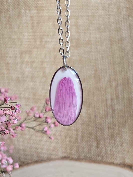 Srebrna zawieszka jajowata suszone kwiatowy różowa