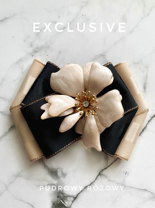 Brosza z niesamowitym perłowym Kwiatem 3d NEW