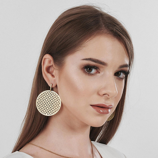 Okrągłe kolczyki z ażurowym wzorem Urania