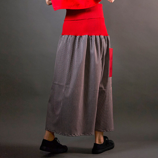 Spódnica - sukienka w paski ze ściągaczem