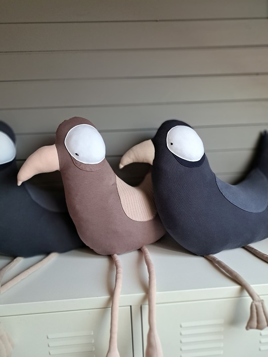 Wyjątkowy poduszko-pluszak Ptak z 100% bawełny