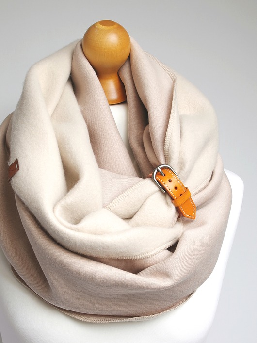 Zimowy komin damski, duży komin oversize z zapinką skórzaną