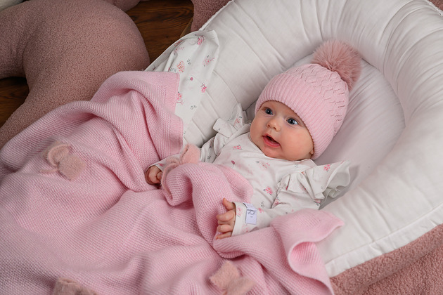 Dziewczęca czapka na zimę LAILANA z pomponem jasny róż