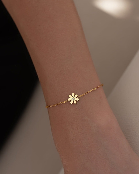 Złota bransoletka z kwiatkiem ze stali chirurgicznej pozłacana 18k